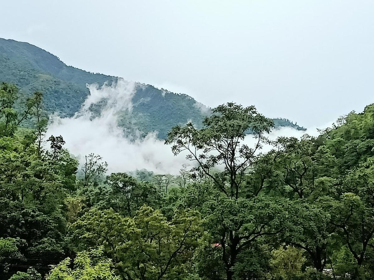 Shivanjal Wellness And Accommodation Rishīkesh Extérieur photo
